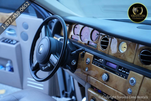 Exotic Rolls-Royce Phantom Rental  Image 4